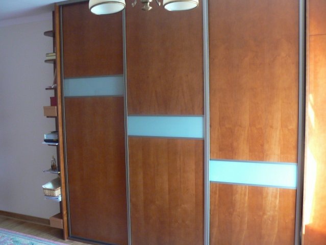 p1000798